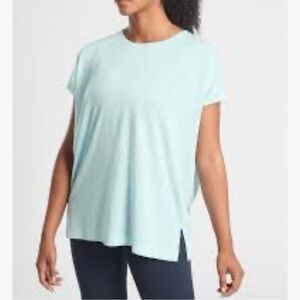 Athleta Gentle Blue Plus Size Release Tee 2X